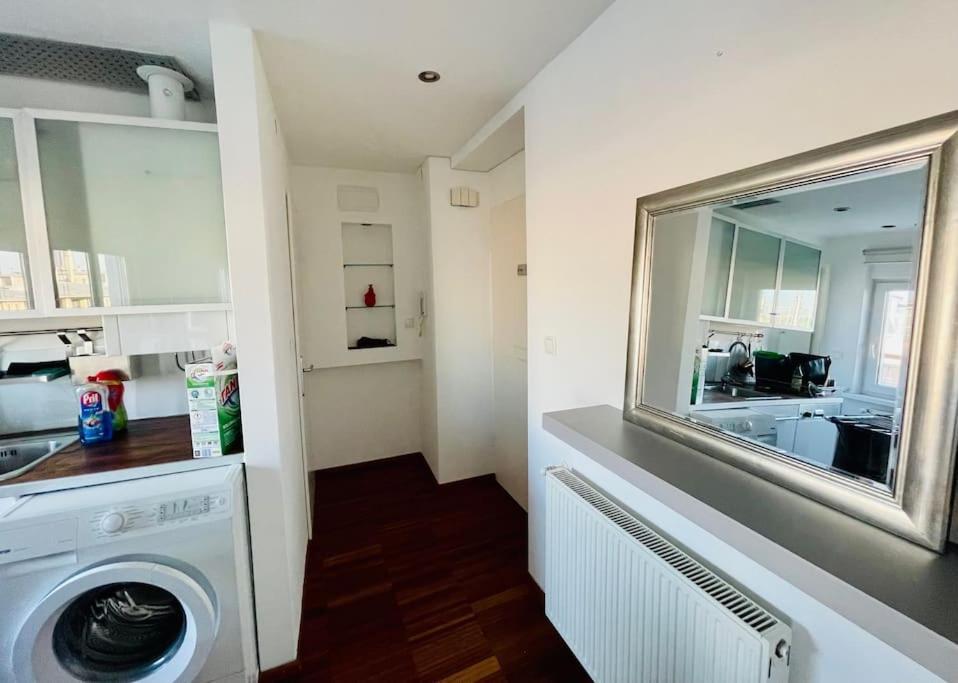 Cosy Flat With Huge Terrasse! Long Or Shortterm Apartment Wien Ngoại thất bức ảnh